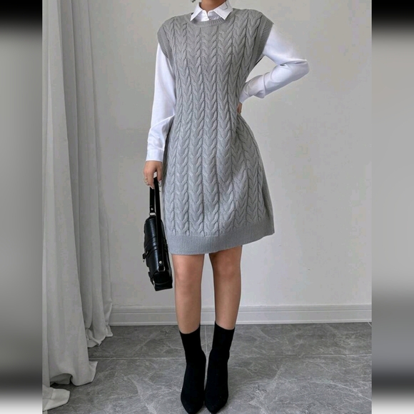 Women's Solid Color Simple Sleeveless Knit Sweater Dress - Picture 7 of 7